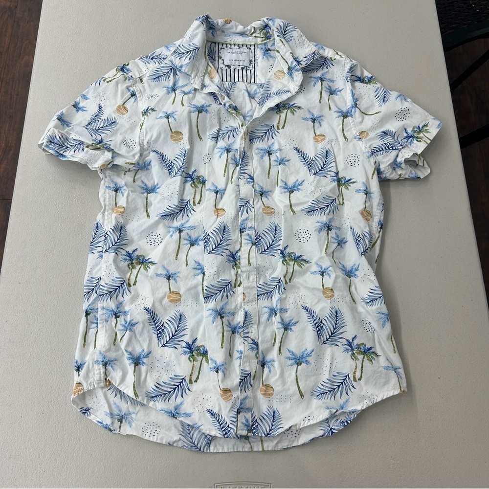 Denim & Flower White and Blue Casual Button Down Shirt